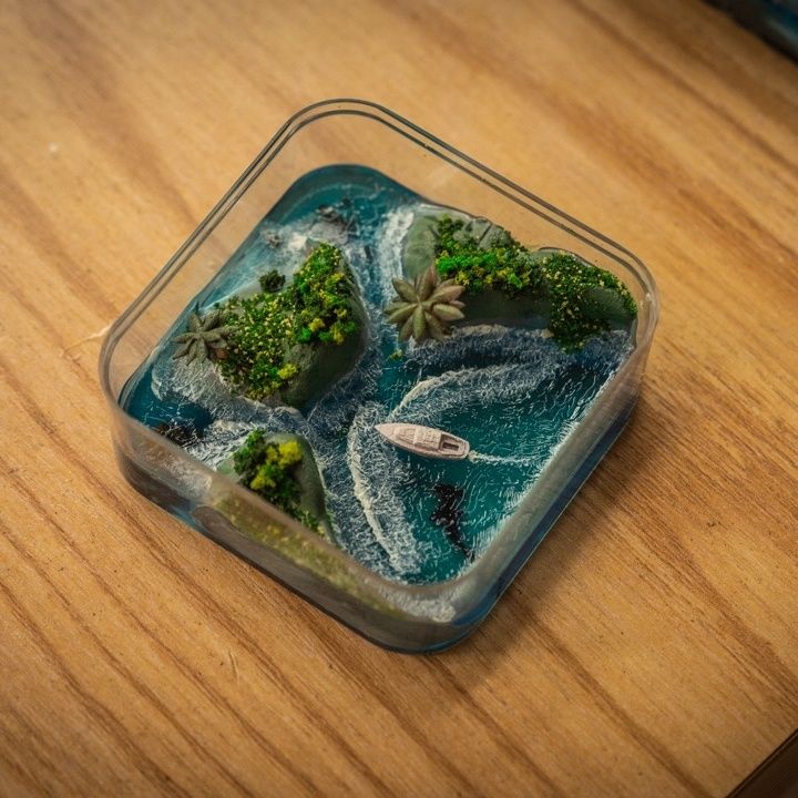 Handcrafted Micro-Island of Fa - Resin Art Ideas 评论和价格